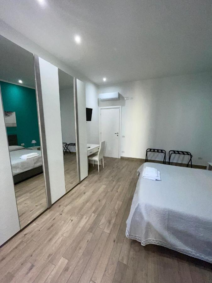 Dormire A Napoli Centro Holiday House Casa Vacanza Extérieur photo