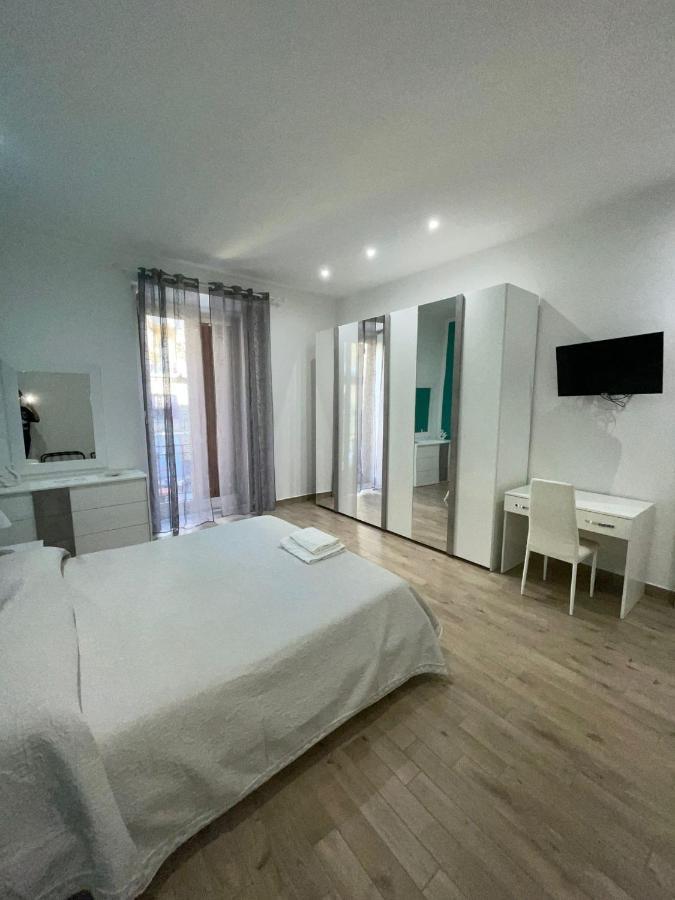 Dormire A Napoli Centro Holiday House Casa Vacanza Extérieur photo