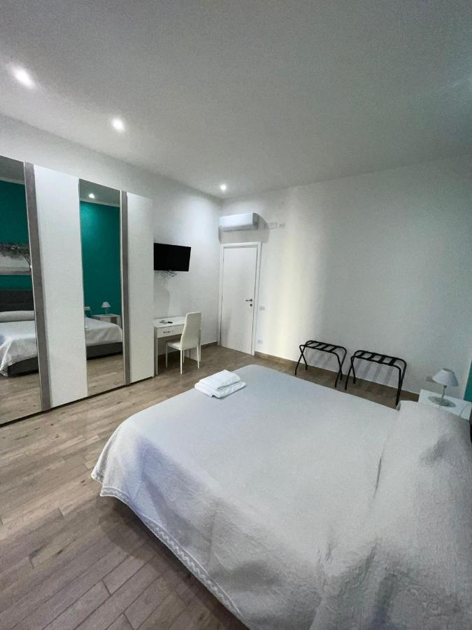 Dormire A Napoli Centro Holiday House Casa Vacanza Extérieur photo